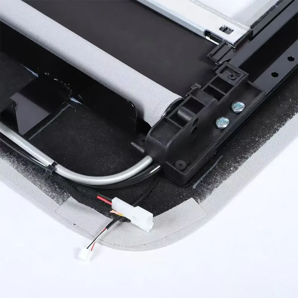 Voice-Controlled Retractable Electric Sunshade for Tesla Model 3